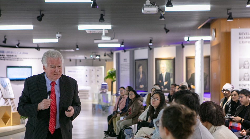 Connecting Confucius from generation to generation